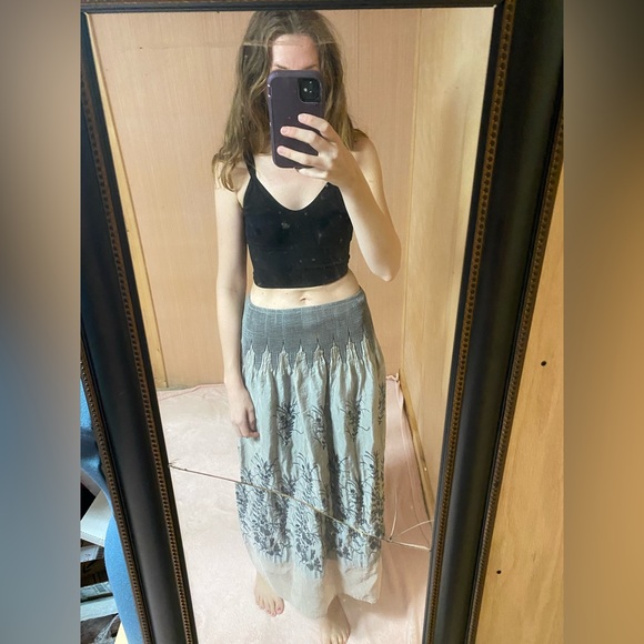 Embroidered Floral Shimmer Sheer Skirt - Picture 2 of 8